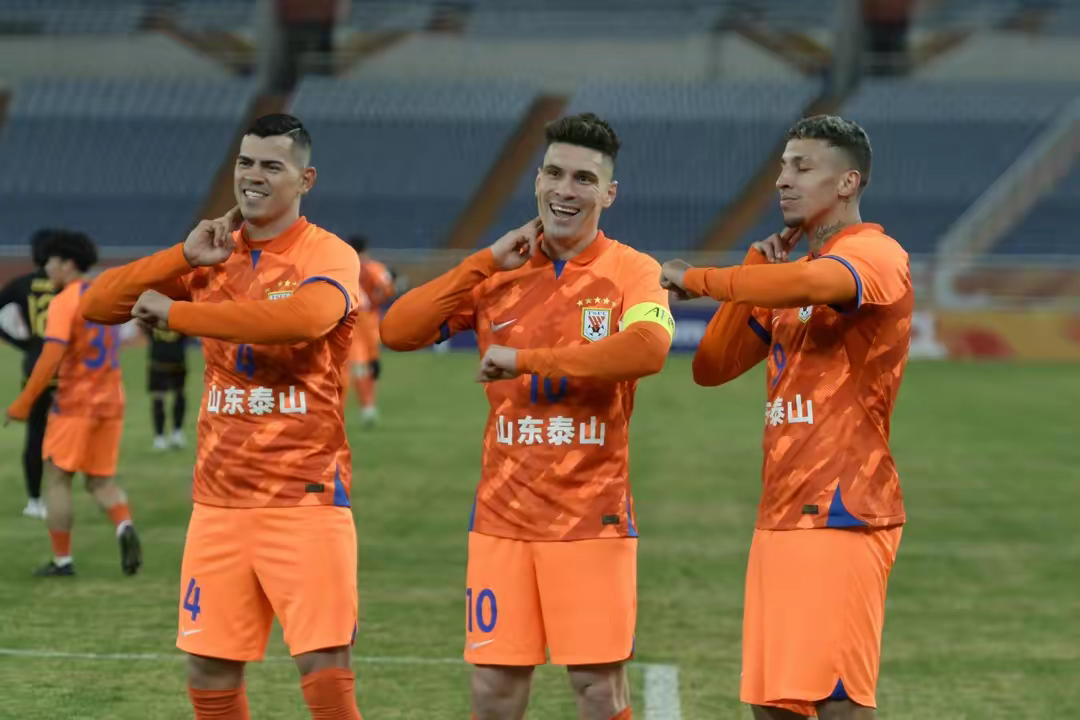 菲律宾球队凭借团队配合获得一场关键胜利