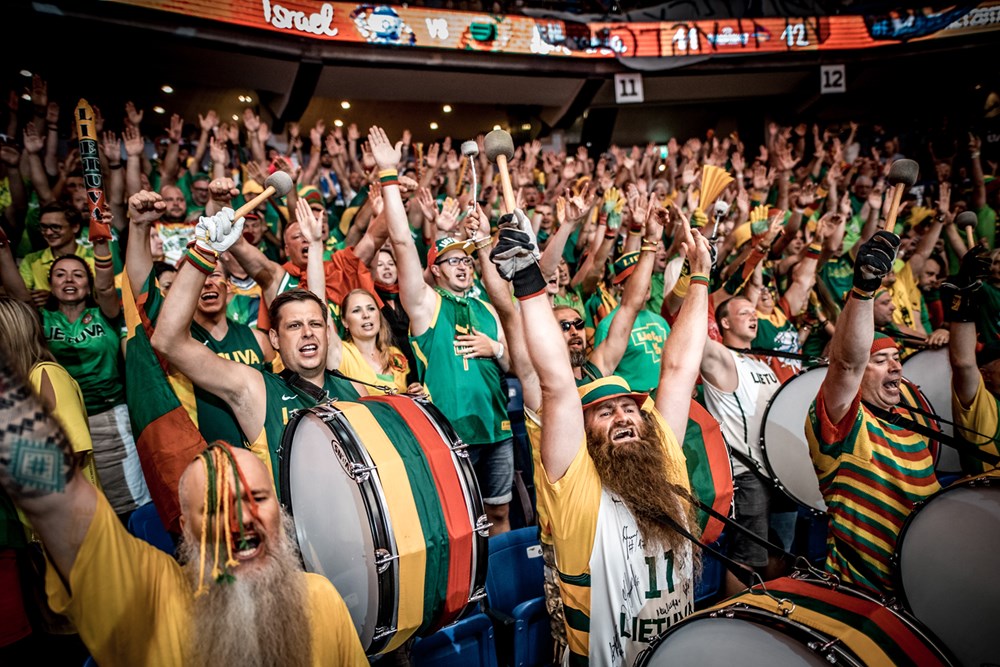 包含精彩连连!欧洲体育盛事场面热度直逼顶峰的词条 包含精彩连连!欧洲体育盛事场面热度直逼顶峰的词条