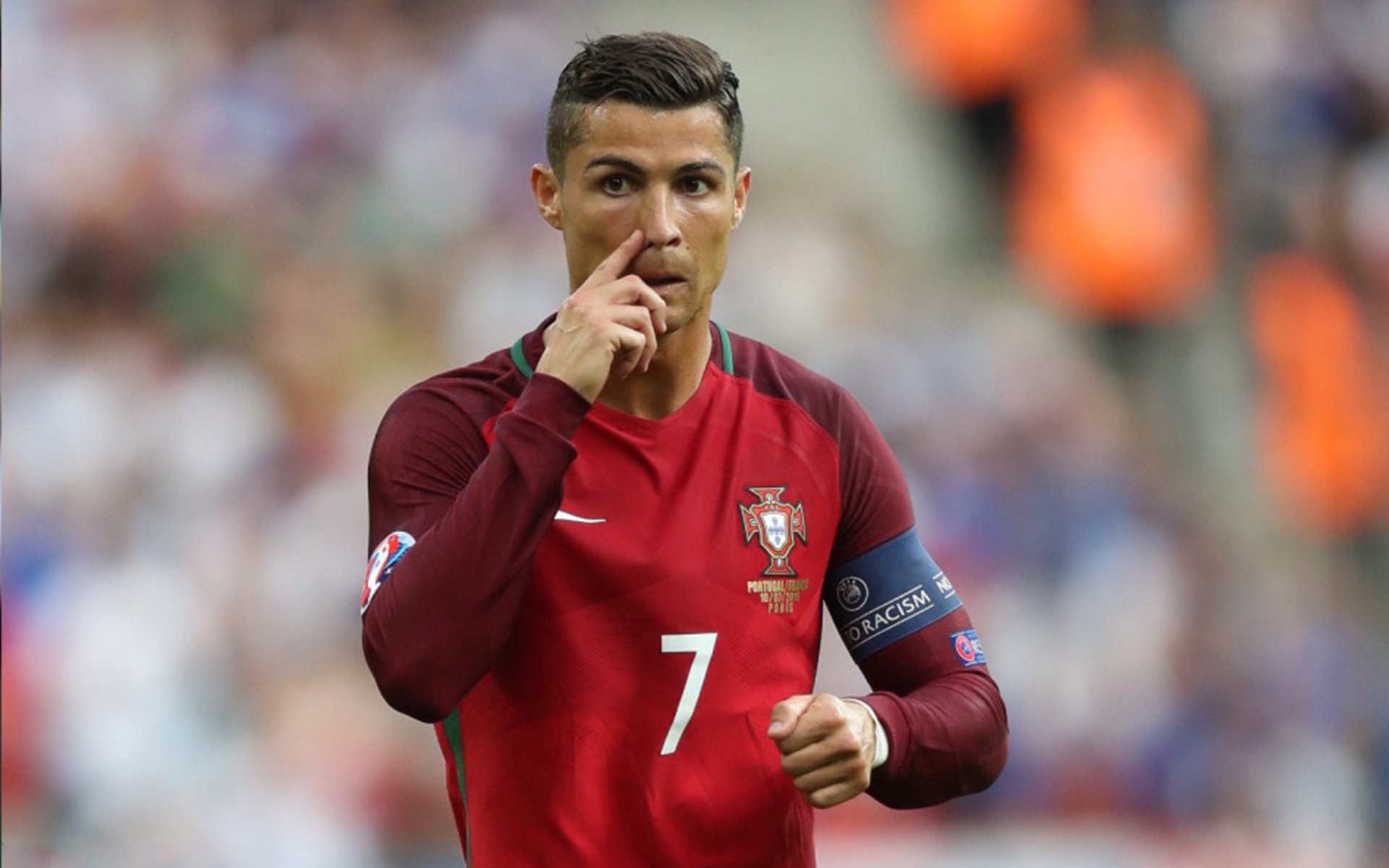 西决生死战焦点战，希腊轻取苏格兰，篮球与足球的宿命交错